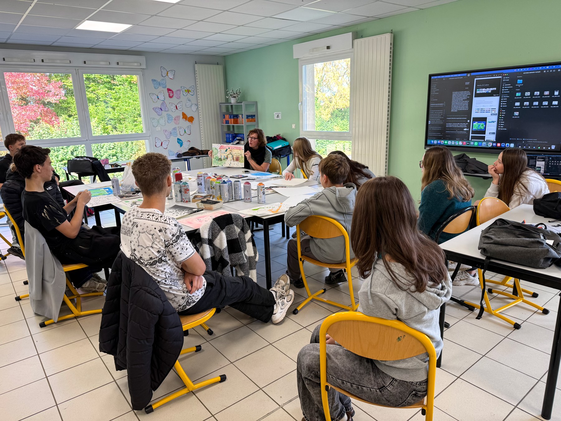 Séance IA en classe entière : chaque croquis passe à l'écran
